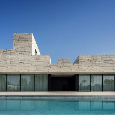 Ample penthouse