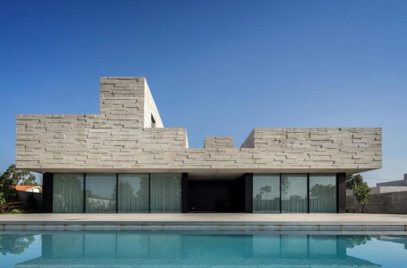 Ample penthouse